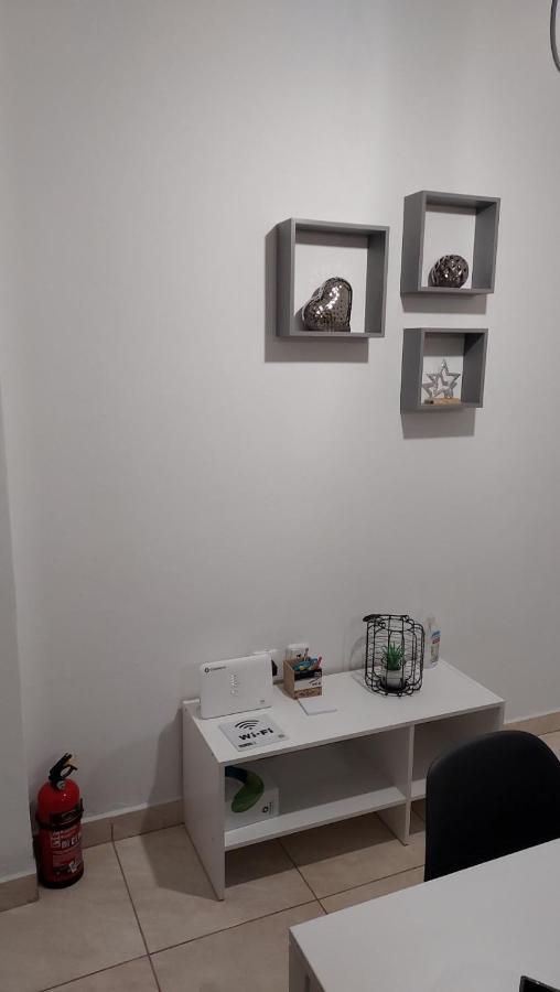 Pagrati Apartment Διαμέρισμα Παγκράτι أثينا المظهر الخارجي الصورة